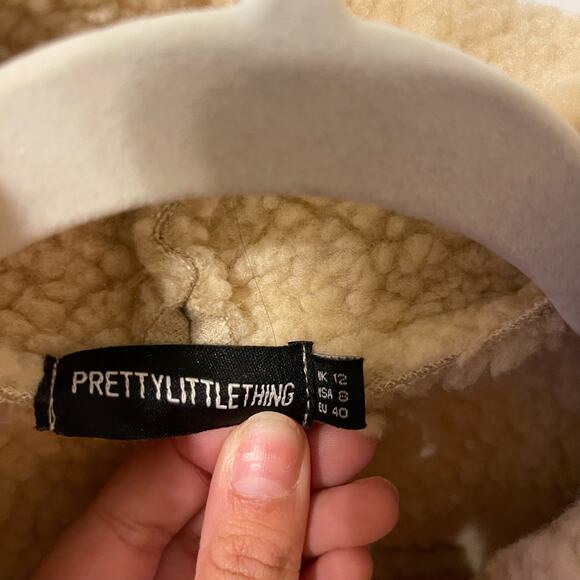 Pretty Little Thing Beige Cropped Aviator Jacket Women’s Size 8 - Picture 5 of 5